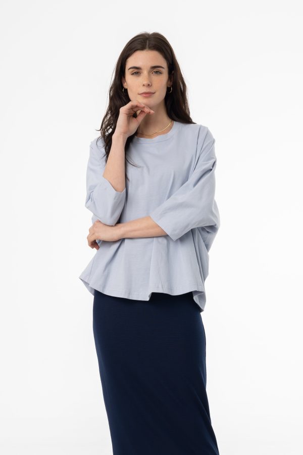 Blue Oversized Dolman 3 4 Sleeve T-Shirt For Sale